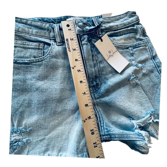 NEW Jelly Jeans SHORTS Women's SM 26 Distressed Blue Mid Rise Denim + Fray NWT - Picture 6 of 7